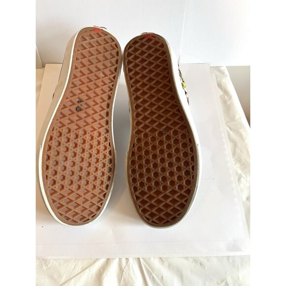 Vans Unisex Classic Slip-on X Peanuts \